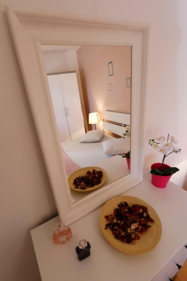 Apartman Bluemarin Lejlighed Pakoštane Eksteriør billede